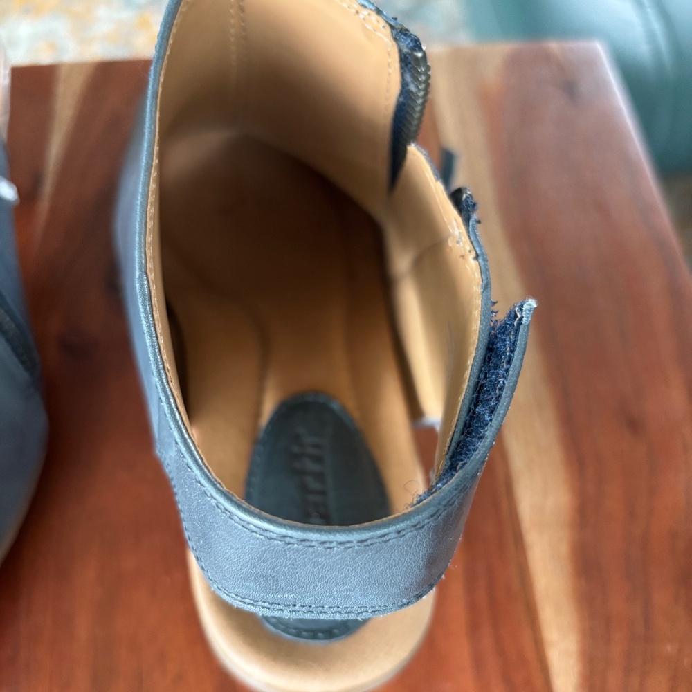 Earth Kristy Blue Peep Toe Bootie Sz 8 - Picture 8 of 10